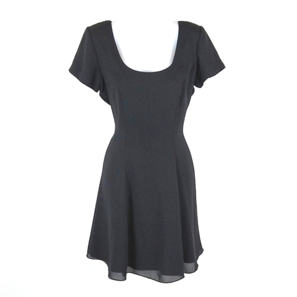 Rhapsody Dresses & Skirts - Rhapsody cocktail dress